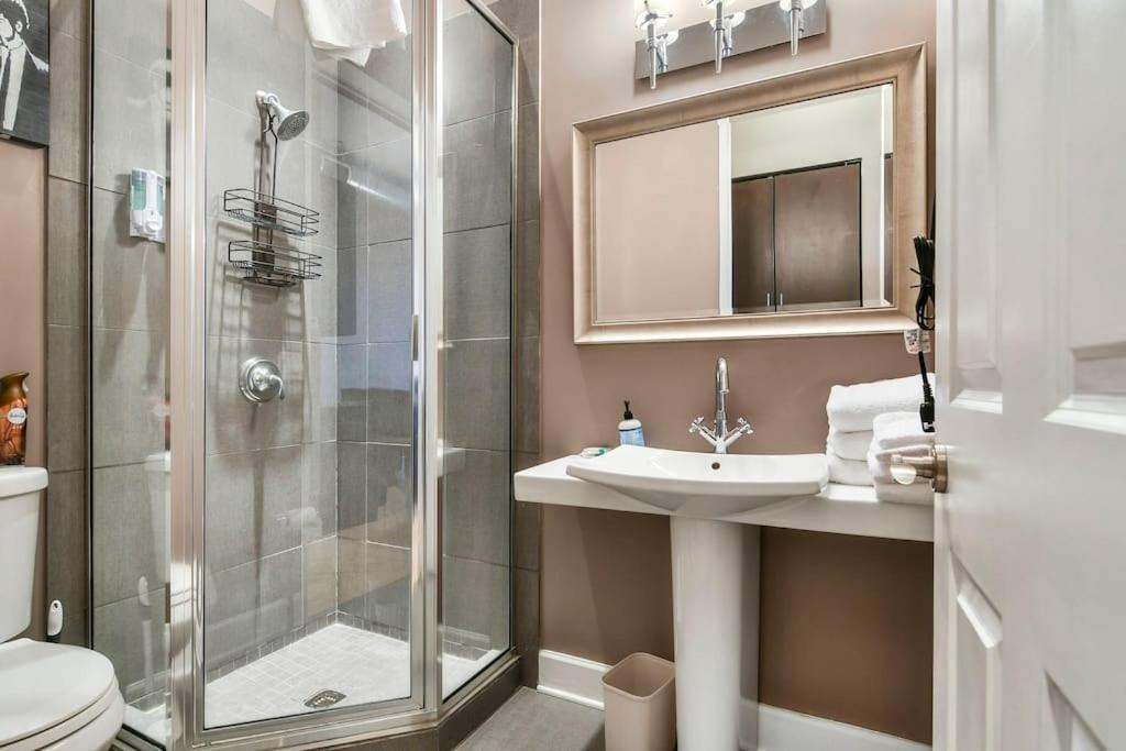 Lovely 2-Bedroom Unit In Springfriend Springfield Esterno foto